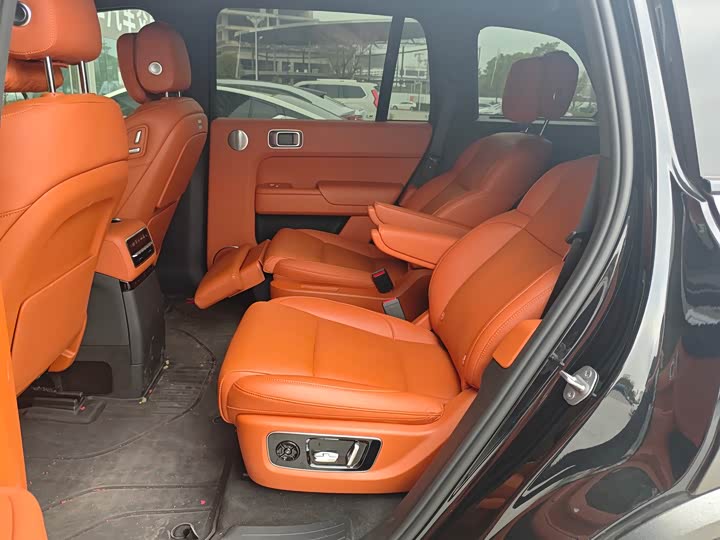 Фото 8 - LiXiang L9