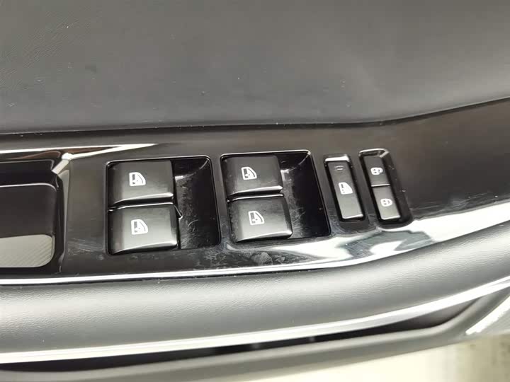 Фото 9 - Changan Raeton Plus