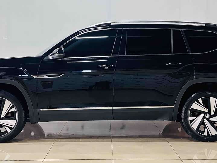 Photo 5 - Volkswagen Teramont Pro