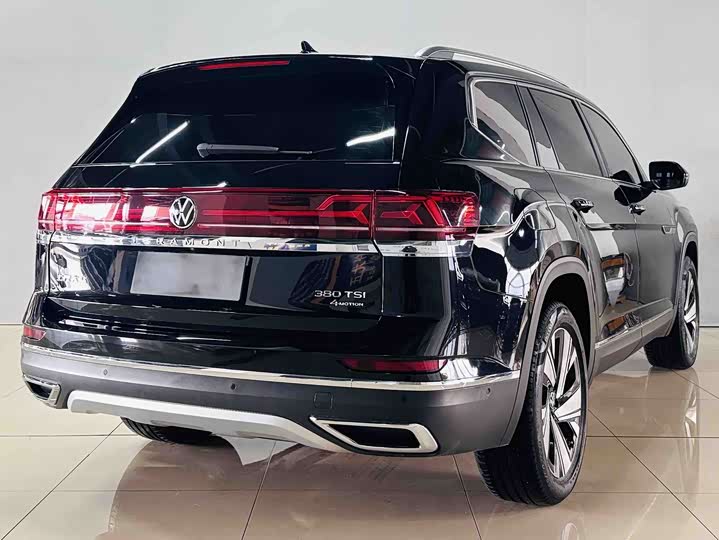 Photo 6 - Volkswagen Teramont Pro