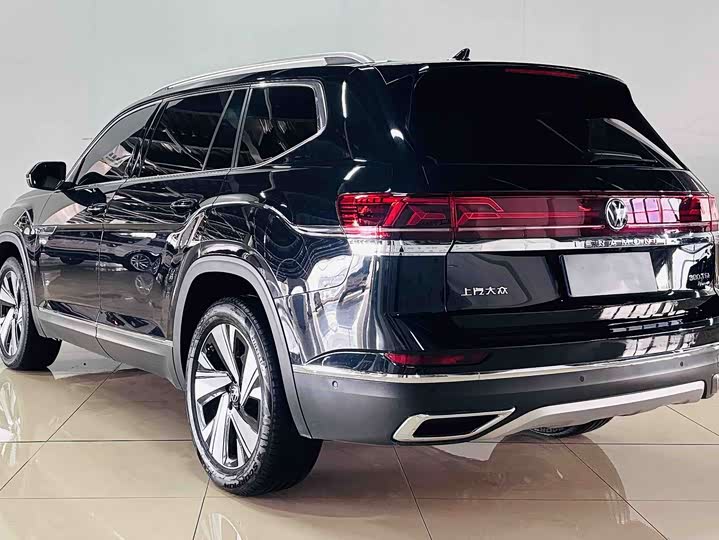 Photo 8 - Volkswagen Teramont Pro