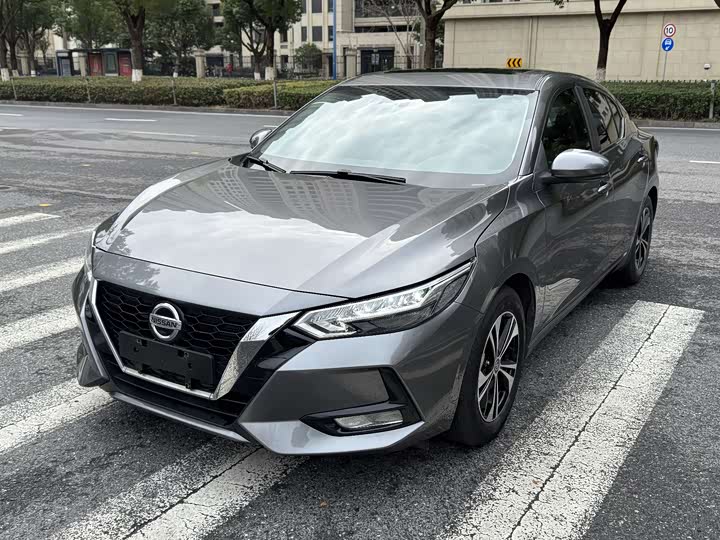 Фото 1 - Nissan Sylphy