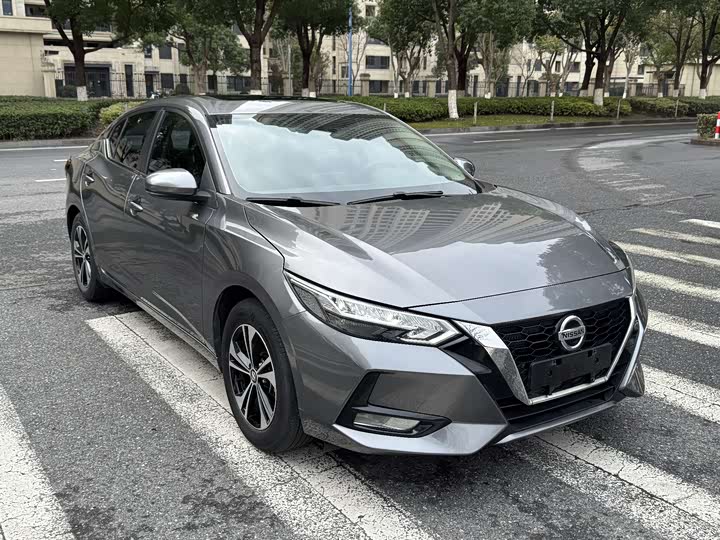 Фото 3 - Nissan Sylphy
