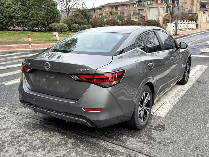 Фото 7 - Nissan Sylphy