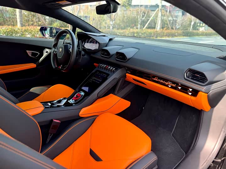 Фото 6 - Lamborghini Huracán