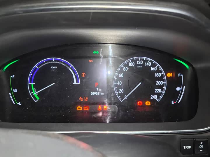 Фото 4 - Honda Elysion