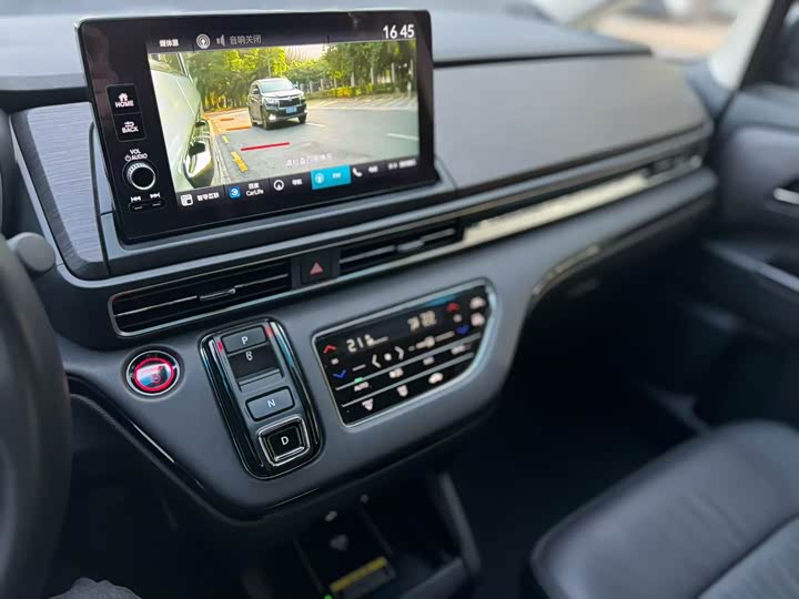 Фото 5 - Honda Elysion