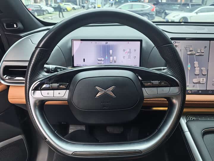 Фото 8 - XPeng G9