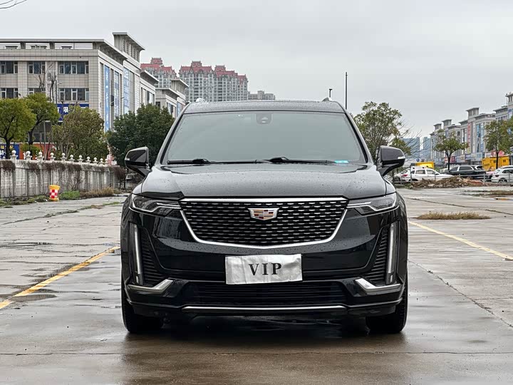 Фото 2 - Cadillac XT6