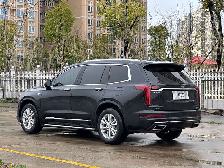 Фото 4 - Cadillac XT6