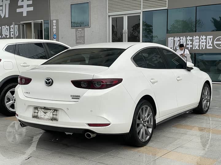 Фото 7 - Mazda 3 (Axela)