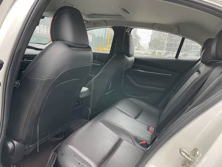 Фото 8 - Mazda 3 (Axela)