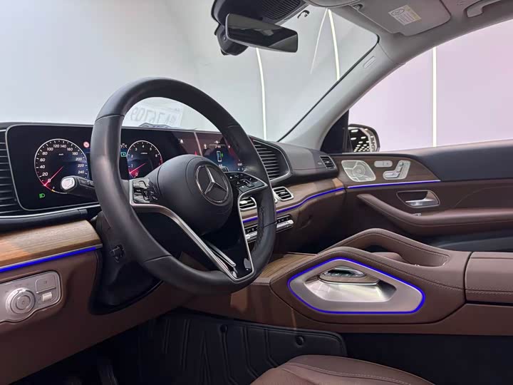 Фото 4 - Mercedes-Benz GLE-Class