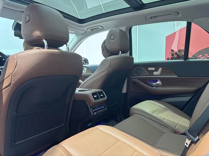 Фото 6 - Mercedes-Benz GLE-Class