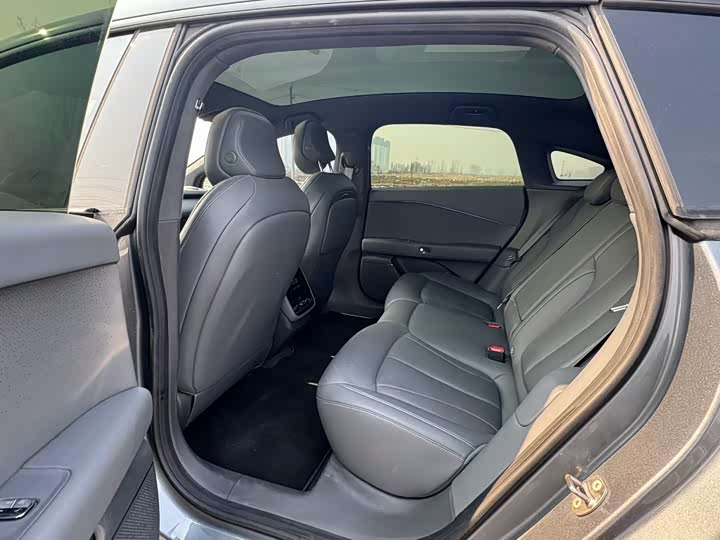 Фото 5 - XPeng F57