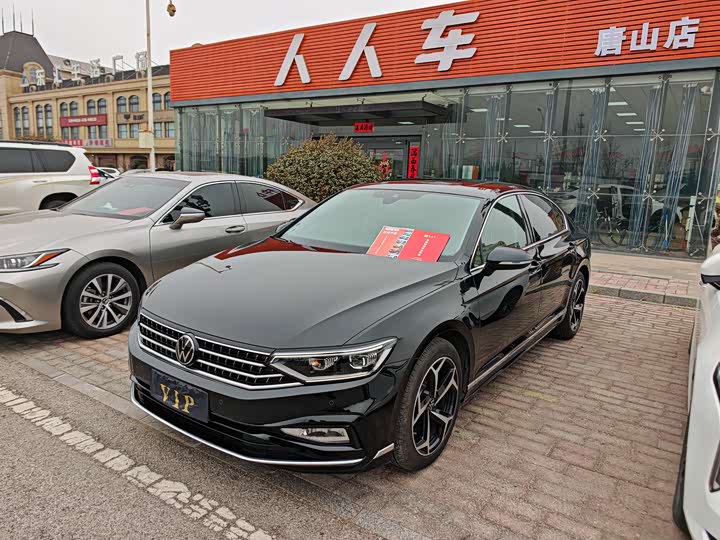 Фото 1 - Volkswagen Magotan