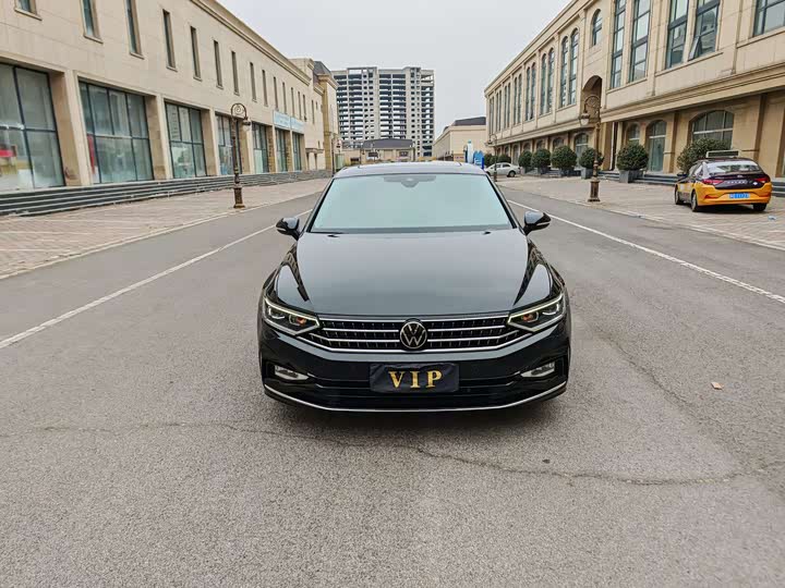 Фото 3 - Volkswagen Magotan