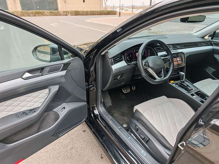 Фото 8 - Volkswagen Magotan