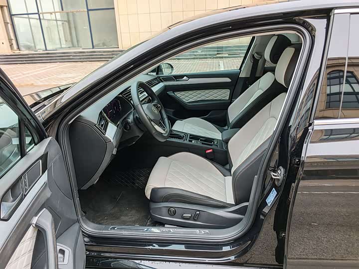 Фото 9 - Volkswagen Magotan