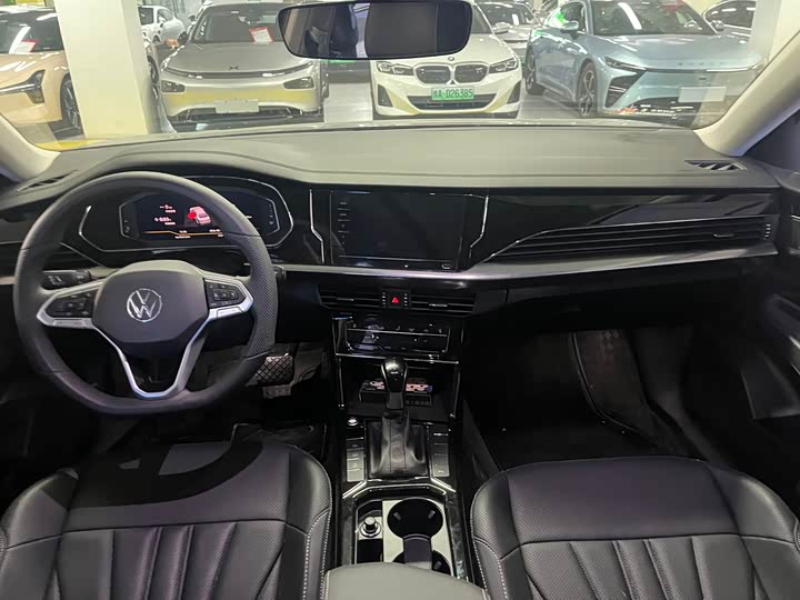 Фото 6 - Volkswagen Passat