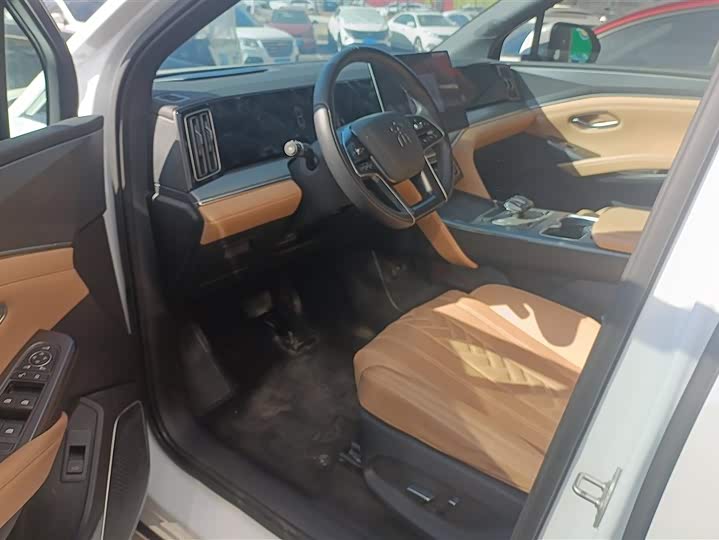 Фото 9 - BYD Song L DM-i Hybrid