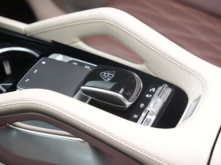 Фото 19 - Mercedes-Benz Maybach GLS