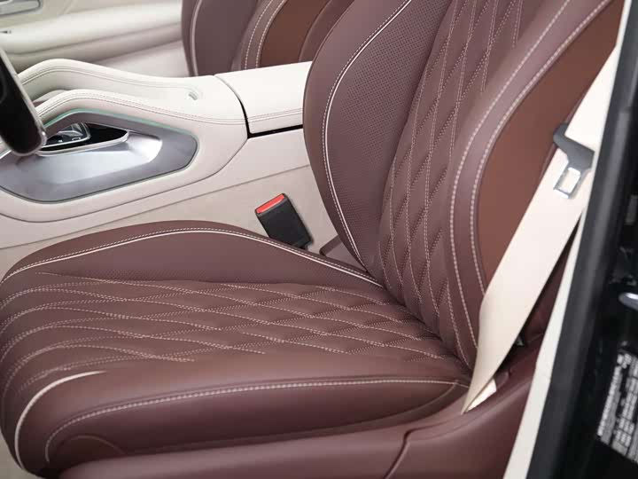 Фото 21 - Mercedes-Benz Maybach GLS