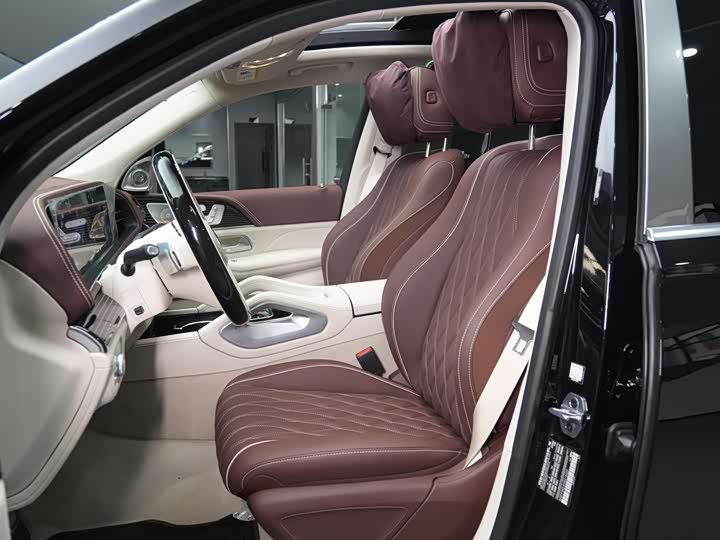 Фото 23 - Mercedes-Benz Maybach GLS