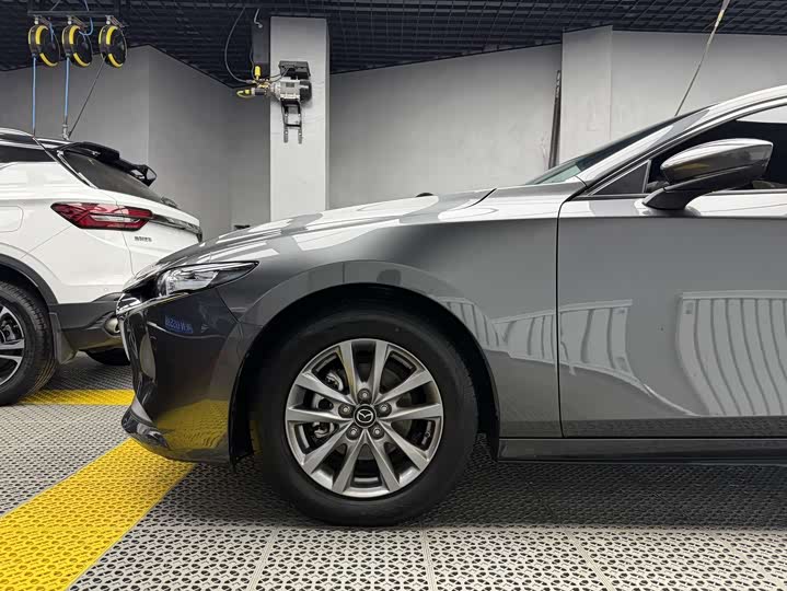 Photo 9 - Mazda 3 (Axela)