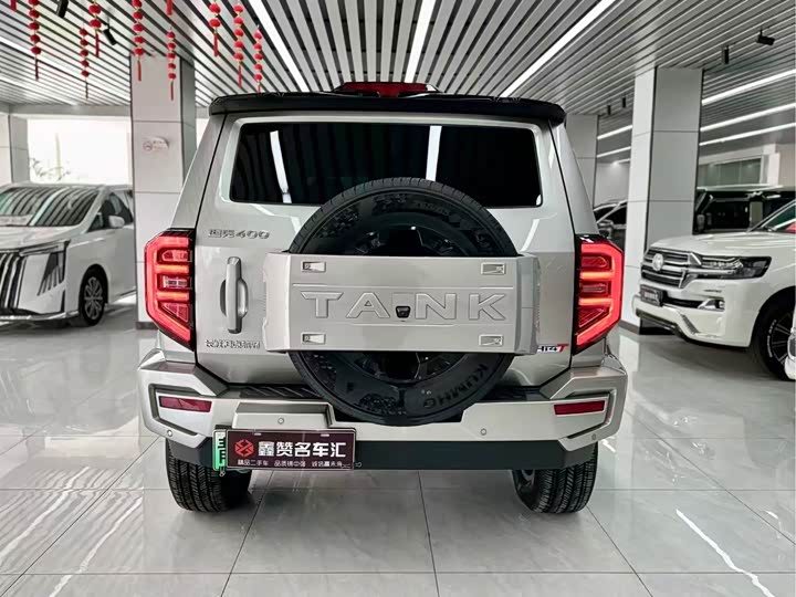 Фото 3 - Tank 400 Hybrid