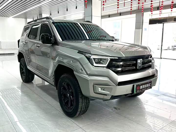 Фото 7 - Tank 400 Hybrid