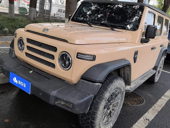 Фото 1 - BAW 212 T01