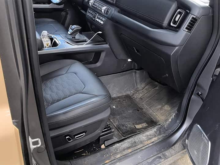 Фото 8 - BAW 212 T01