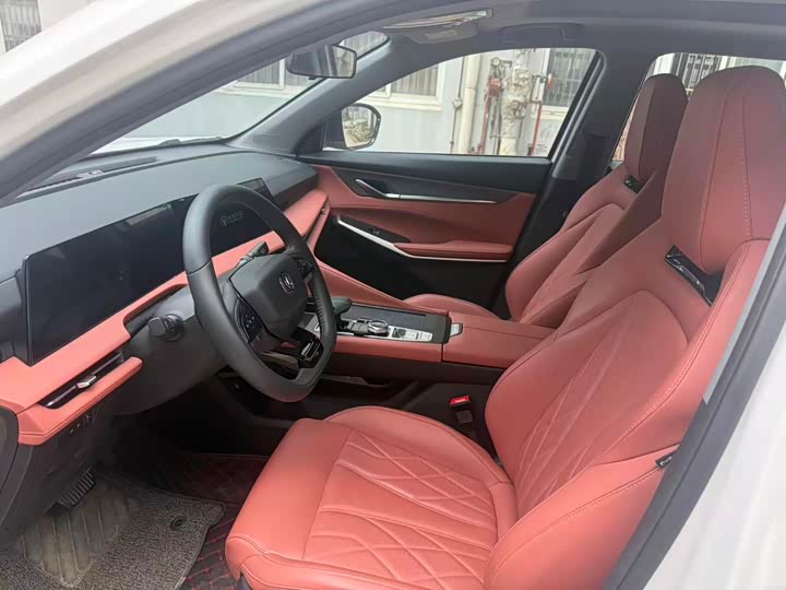 Фото 6 - Changan CS75 Plus