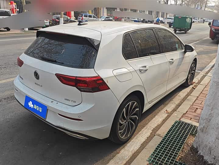 Фото 3 - Volkswagen Golf