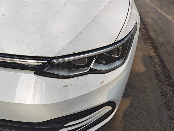 Фото 5 - Volkswagen Golf