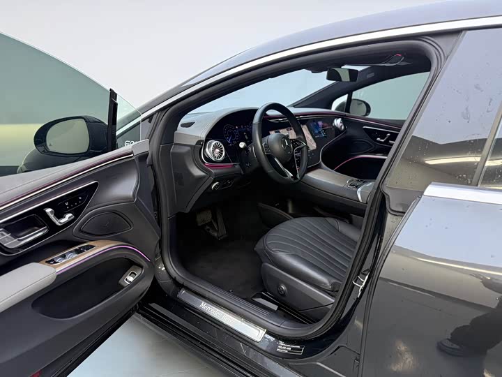 Фото 9 - Mercedes-Benz EQS