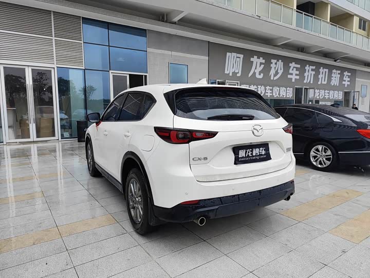 Фото 8 - Mazda CX-5