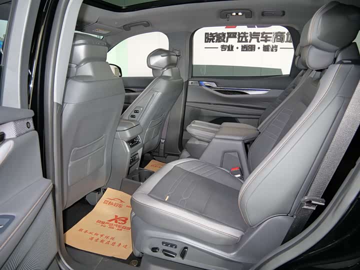 Фото 5 - Ford Edge