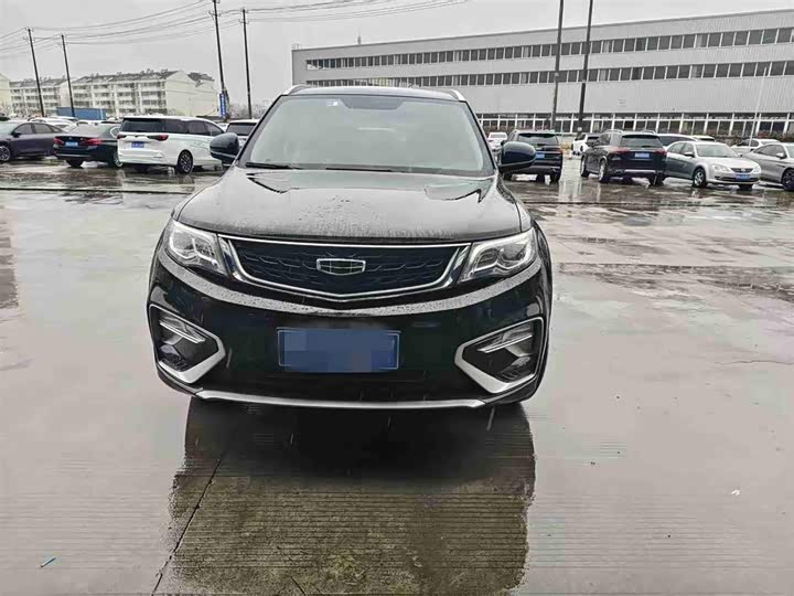 Фото 2 - Geely Atlas