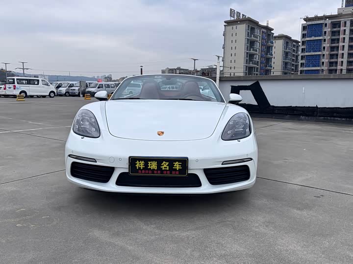 Photo 1 - Porsche 718