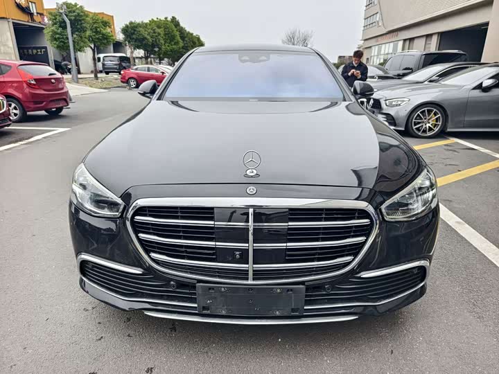 Photo 2 - Mercedes-Benz S-Class