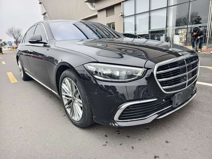 Photo 3 - Mercedes-Benz S-Class