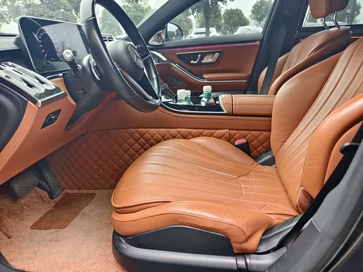 Photo 7 - Mercedes-Benz S-Class