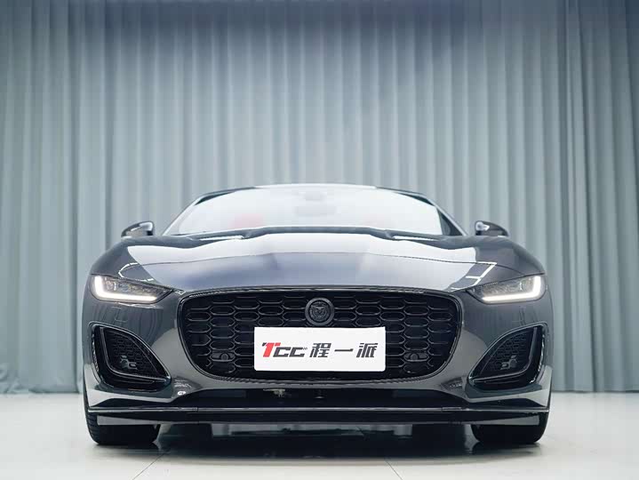 Фото 2 - Jaguar F-Type