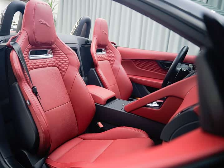 Фото 6 - Jaguar F-Type