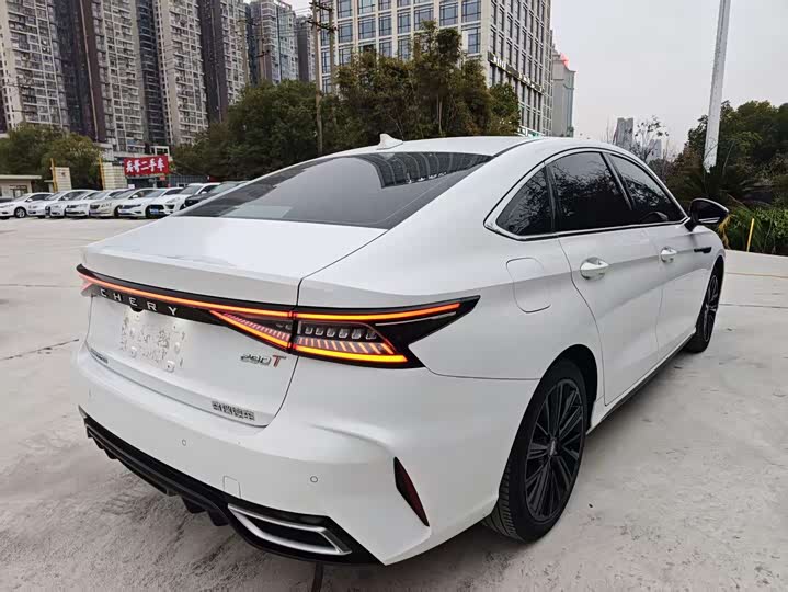 Фото 9 - Chery Arrizo 8