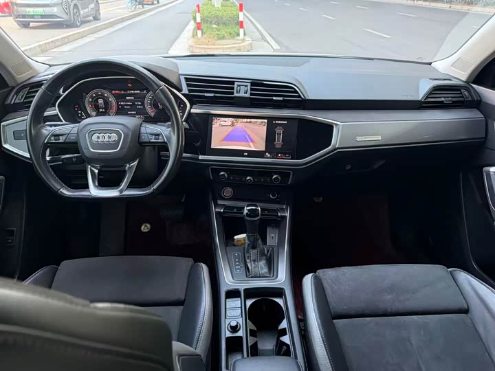 Фото 7 - Audi Q3