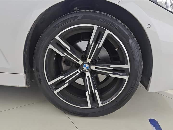 Фото 6 - BMW 3 Series