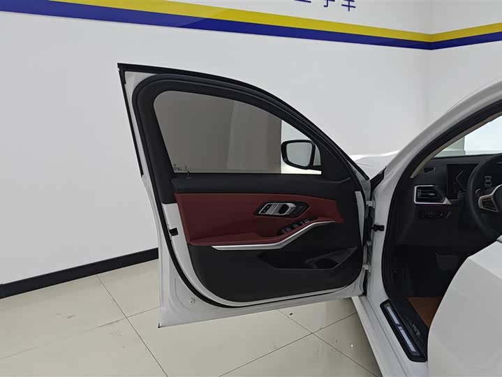 Фото 7 - BMW 3 Series